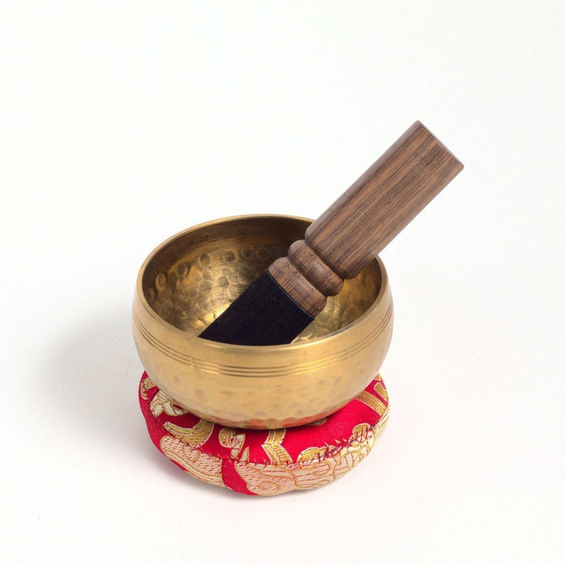 Singing bowl Nepalese Tibetan genuine 592g bowl 12 cm size includes genuine wand