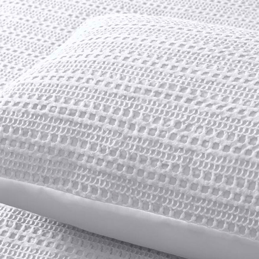 Accessorize Soho Waffle White Quilt Cover Set King