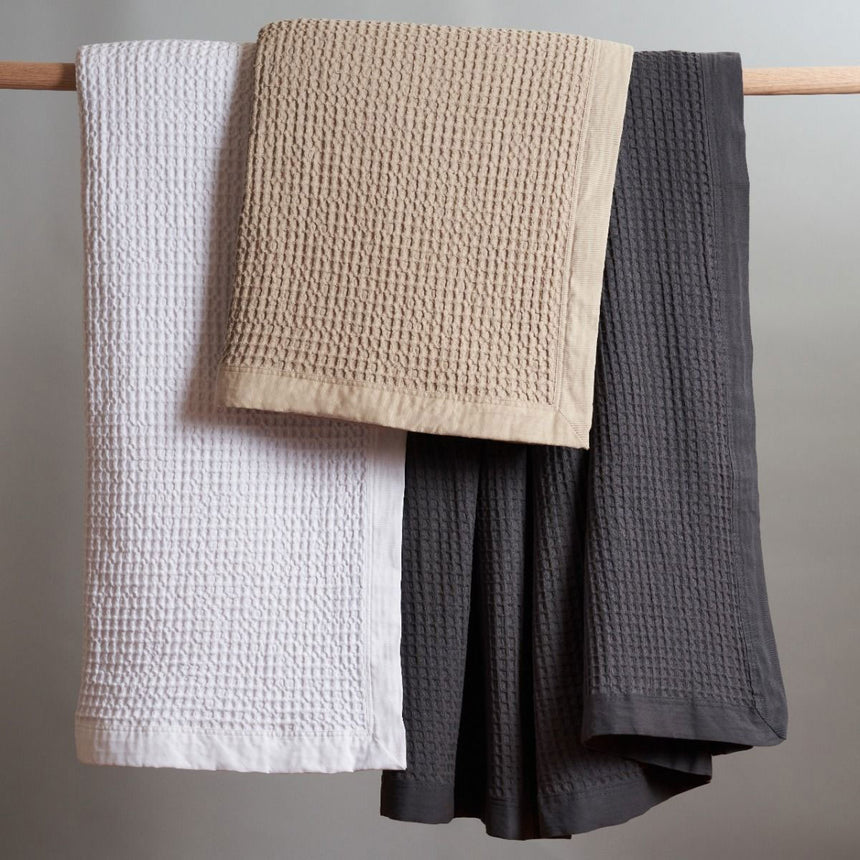 Logan and Mason Linen 100% Cotton Waffle Blanket Super King