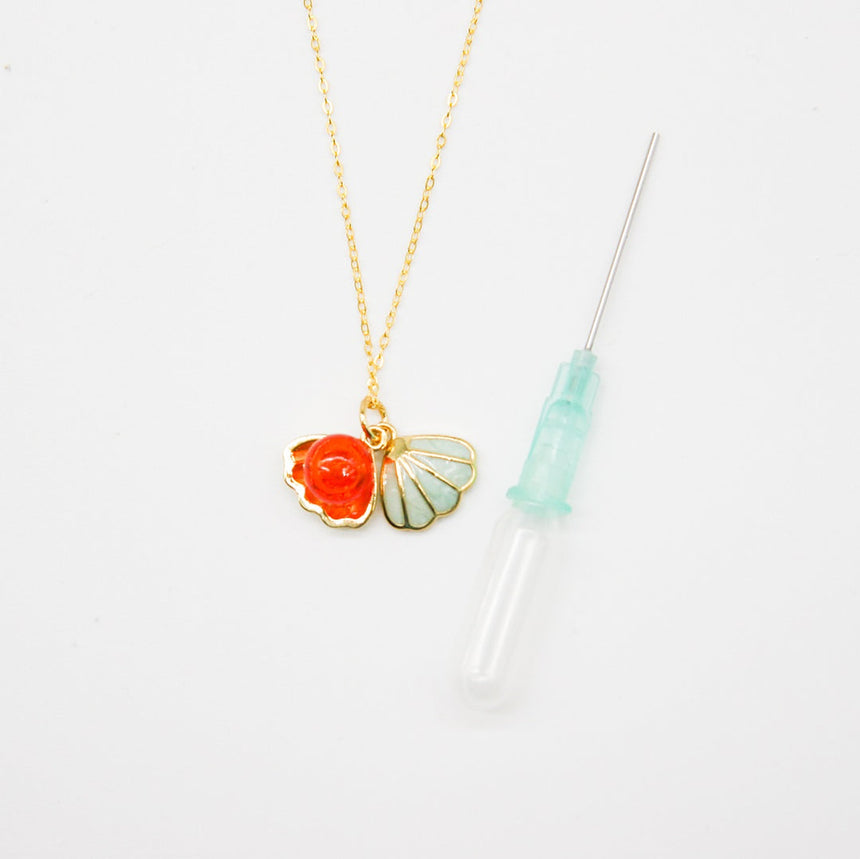 Gift Box - Aroma Necklace 925 Silver, Gold coated - Green Shell Sunset Coral (Bright Red Orange) + Purify Oil Blend