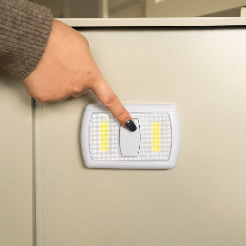 Brillar Remote Controlled Light Switch